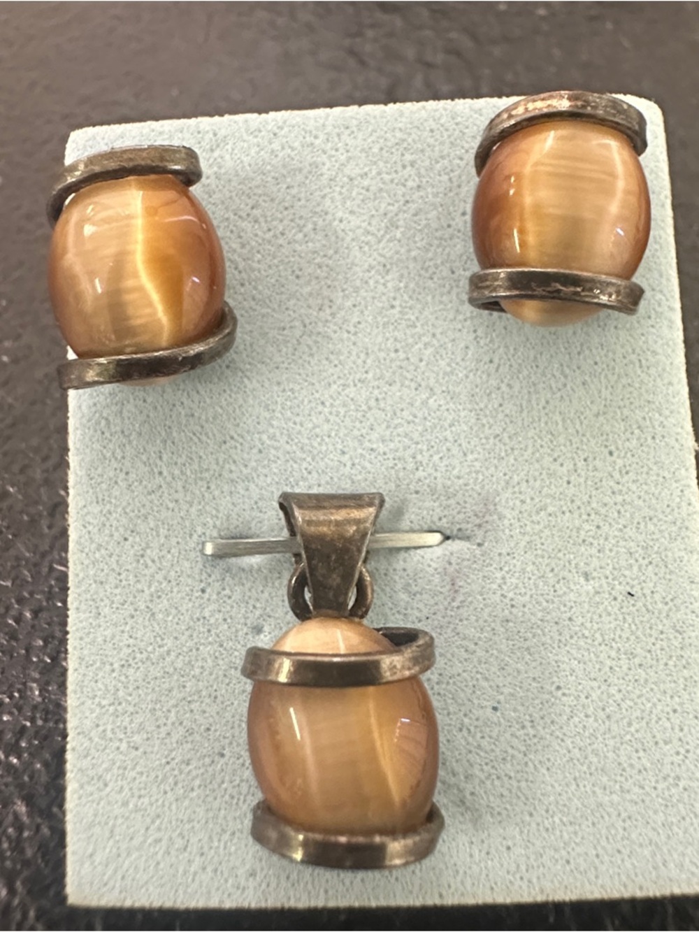 Brown Cat's Eye Stone Pendant and Stud Earring‎ Set
